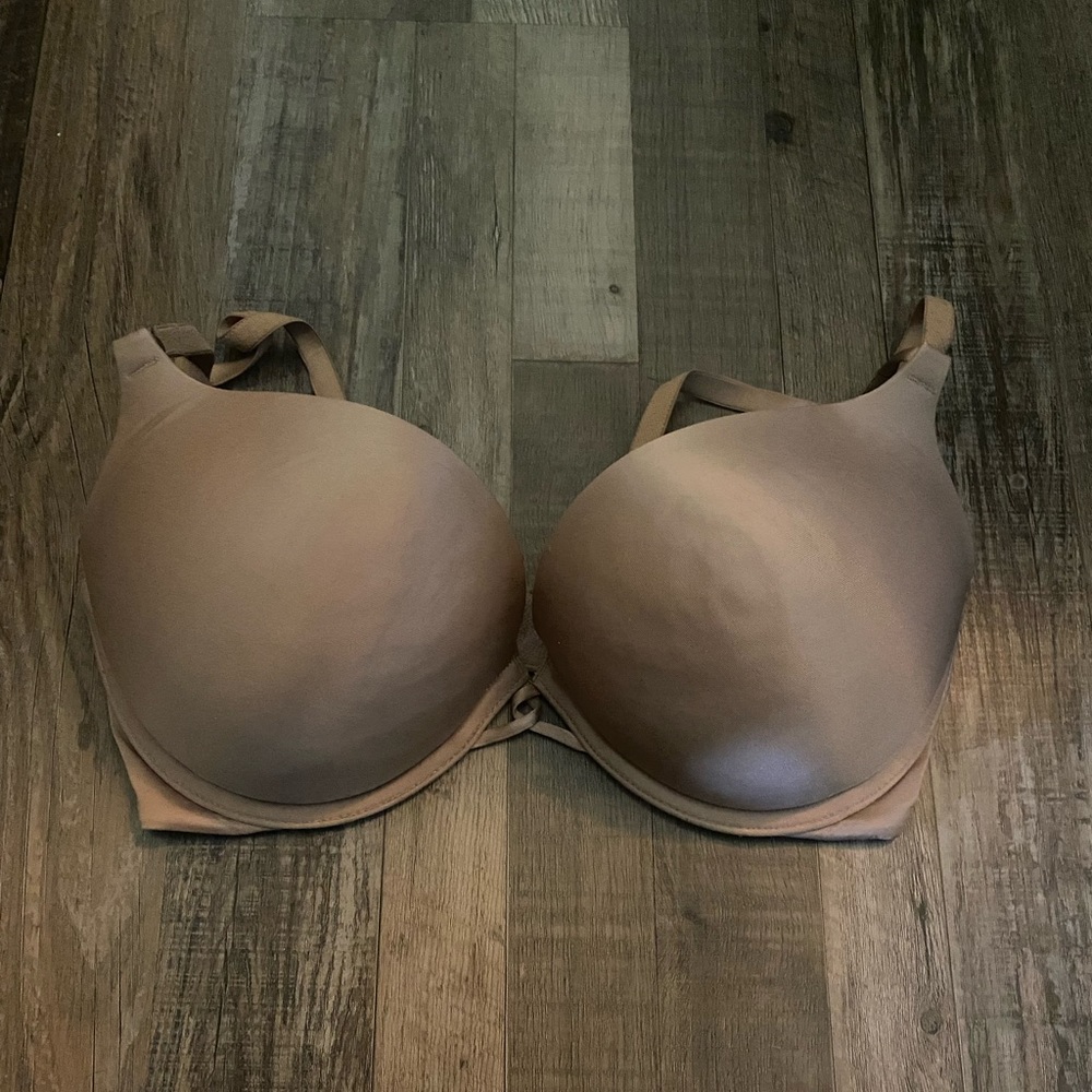 Victoria’s Secret Miraculous Plunge